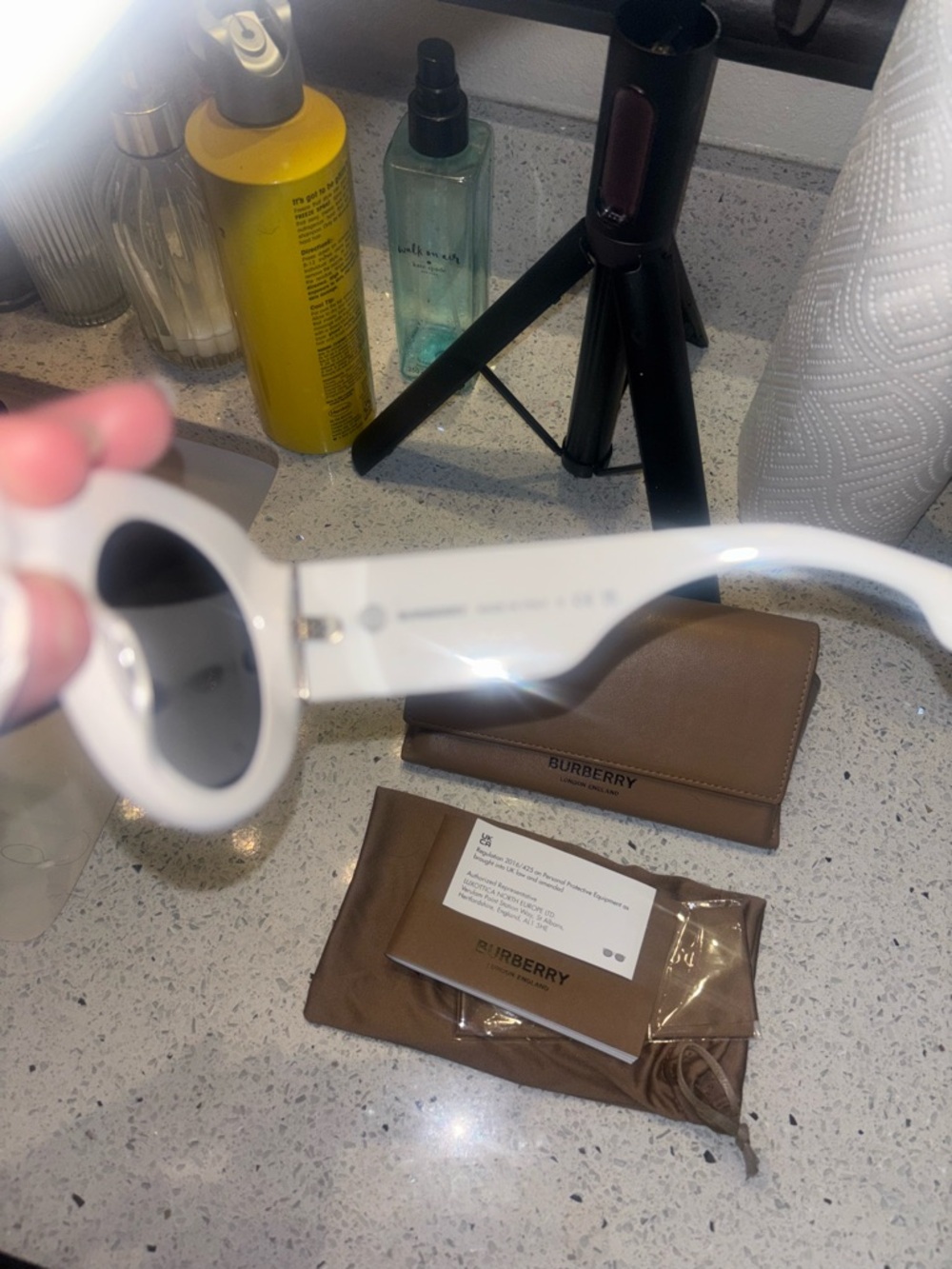 Burberry White Round Frame Sunglasses with Brown Accessories - Picture 5 of 5